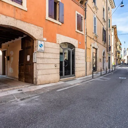 Italstay - La Casa Di Giuly شقة
